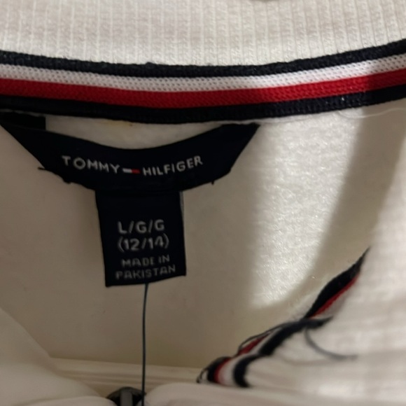 Kid Tommy Hilfiger sweatshirt with pockets - Picture 2 of 4